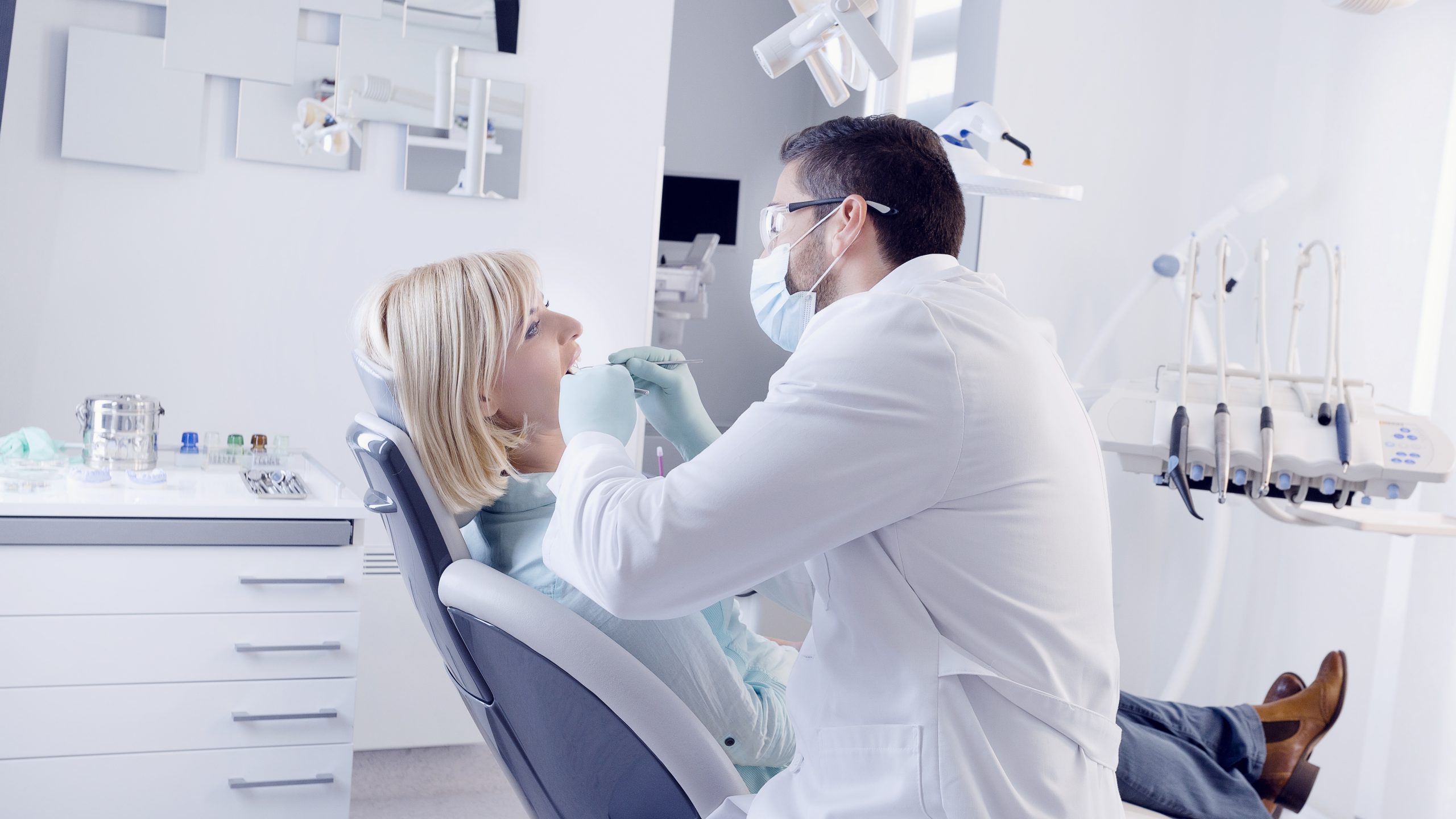 Dentist in Thonotosassa, FL